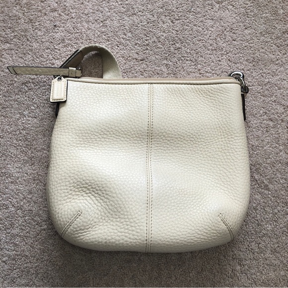 Vintage Coach Crossbody Purse - Picture 4 of 12